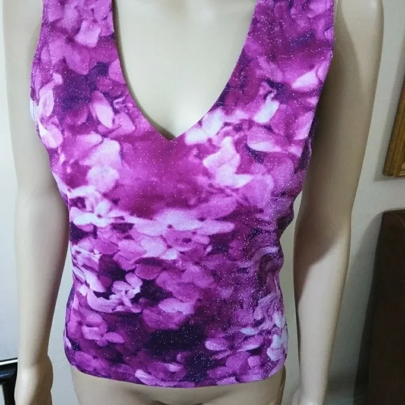 Karen Kane glitter pink tee - Picture 1 of 5